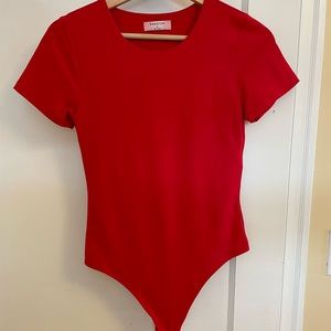 Aritzia Babaton Contour Short Sleeve Bodysuit